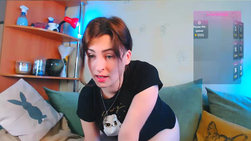 Caroline1995 Adult Chat August 19, 2025