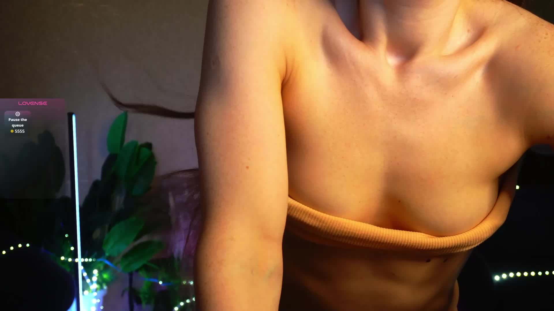 AnitaVon Adult Chat August 19, 2025