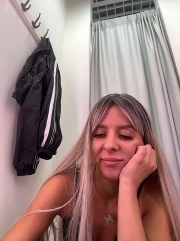 LikaCat Adult Chat August 19, 2025