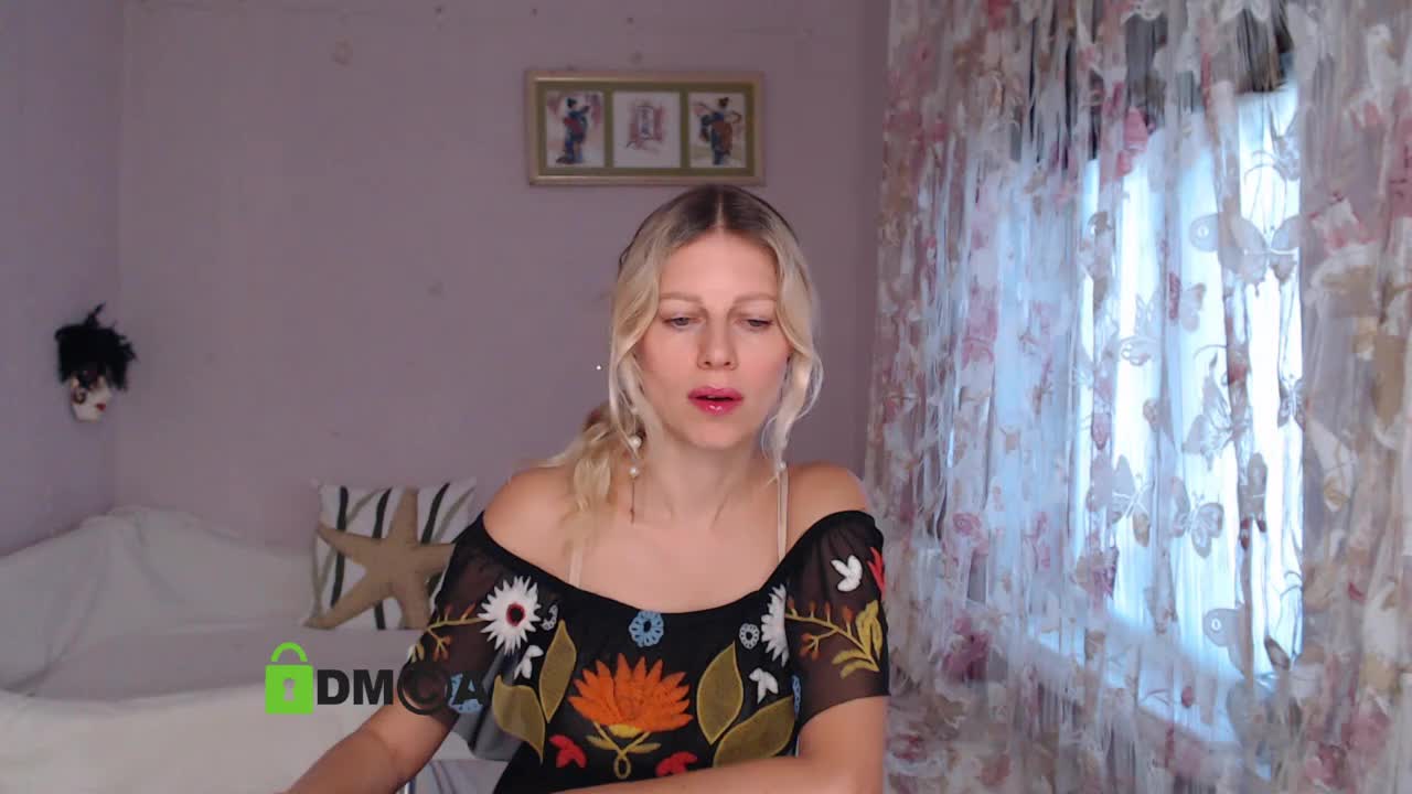 Miss_Misso Adult Chat August 19, 2025