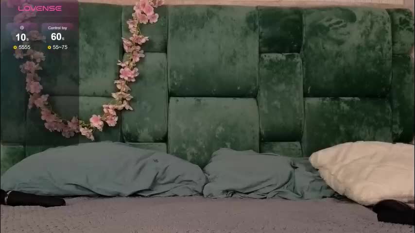 hot_vibez1 Adult Chat August 19, 2025