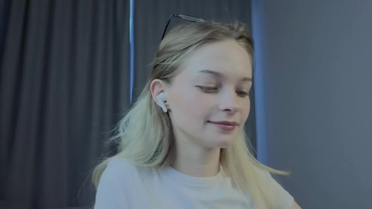 vialeta-baby Adult Chat August 19, 2025