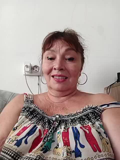asya18 Adult Chat August 19, 2025