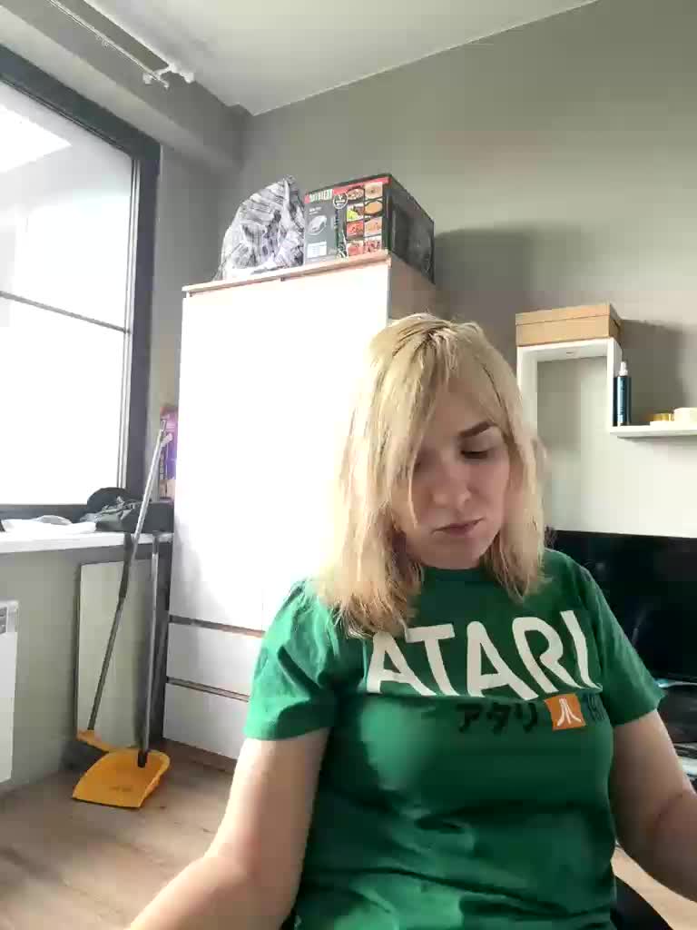 Kinesha Adult Chat August 19, 2025