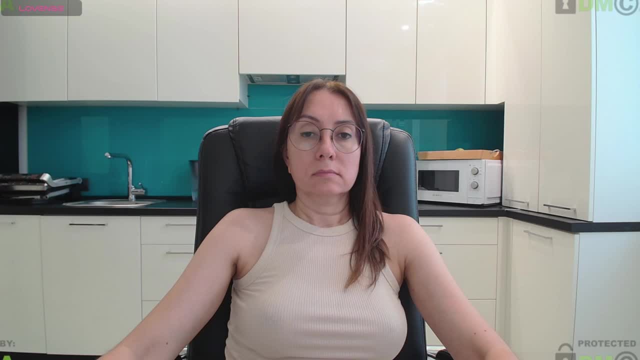 dulcesiomar8 Adult Chat August 19, 2025