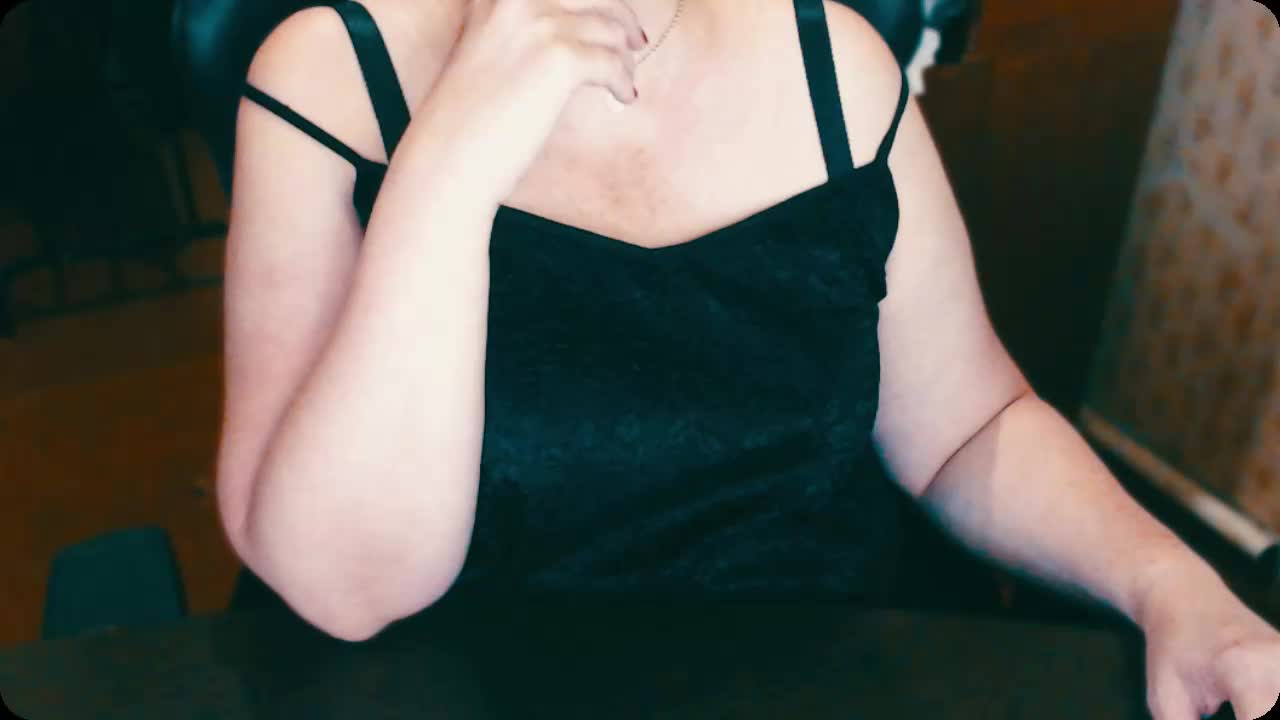 Alisa1917 Adult Chat August 19, 2025