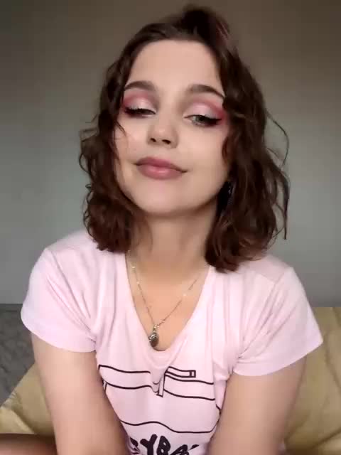 Kikki Adult Chat August 19, 2025