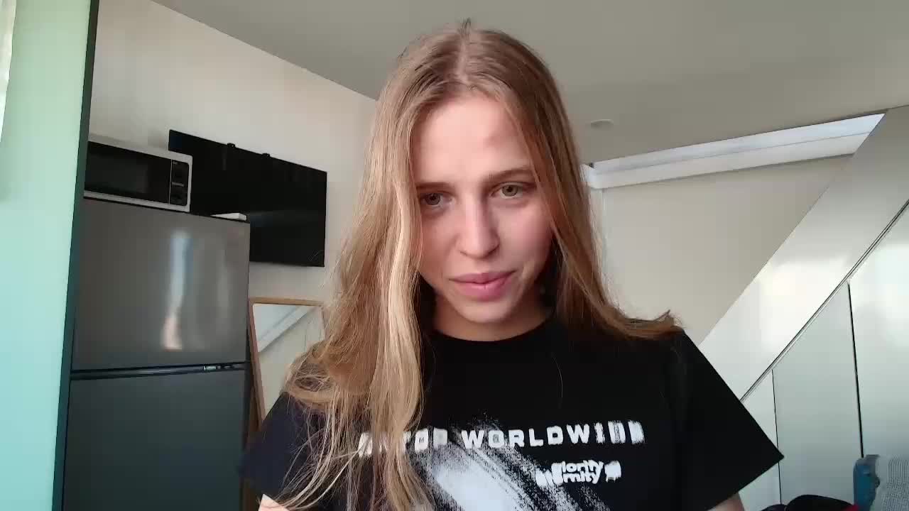 Littlemolly1 Adult Chat August 19, 2025