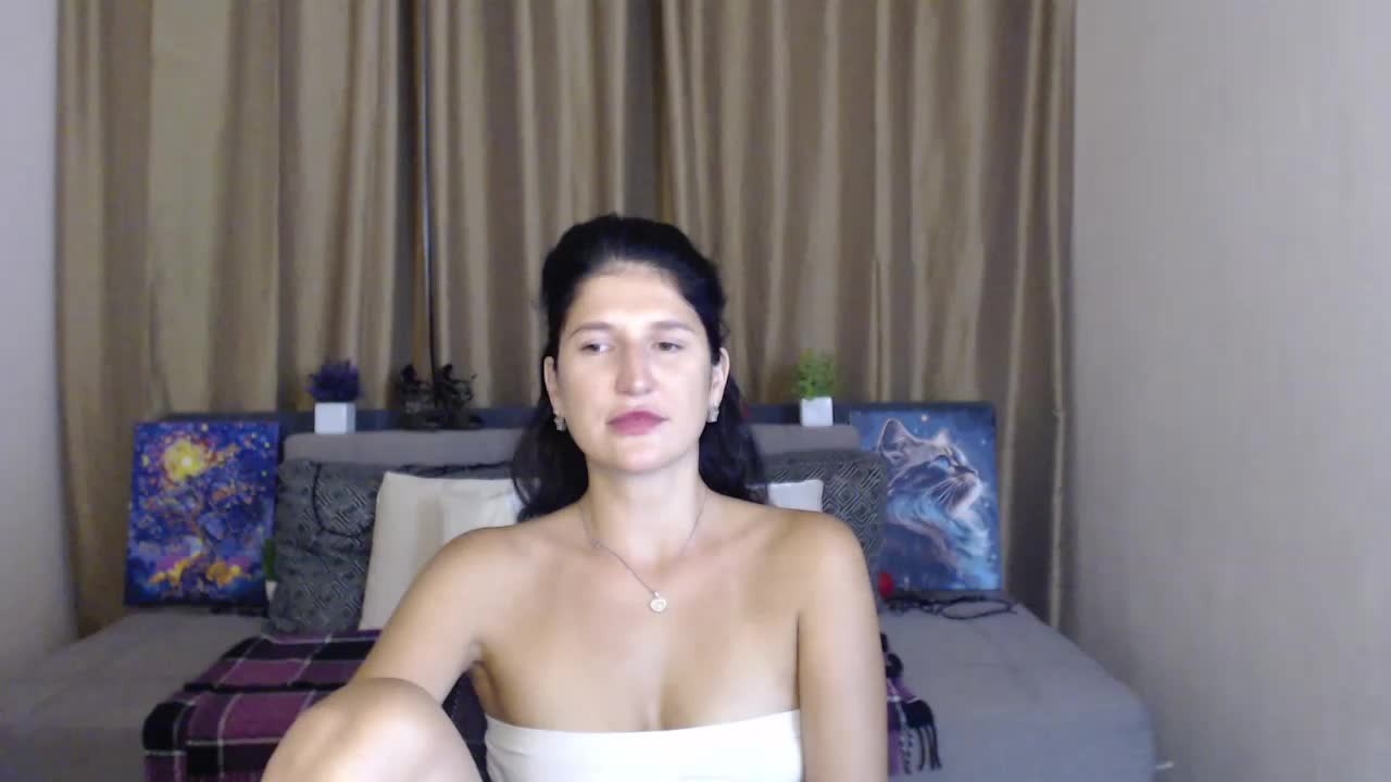 AliannaSoloKisses Adult Chat August 20, 2025