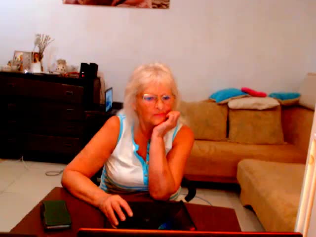 Natalia7634 Adult Chat August 20, 2025