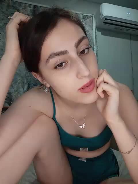 kiska-kira Adult Chat August 20, 2025