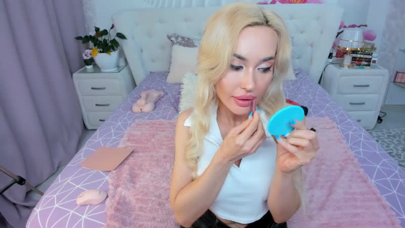 HottieSweetBritney Adult Chat August 20, 2025