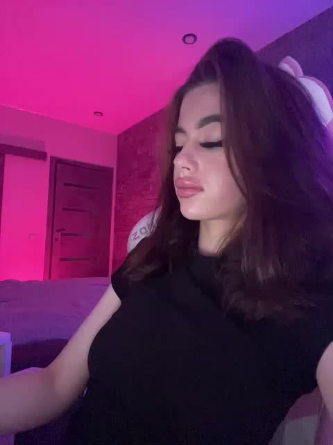 HotGirlEva Adult Chat August 20, 2025