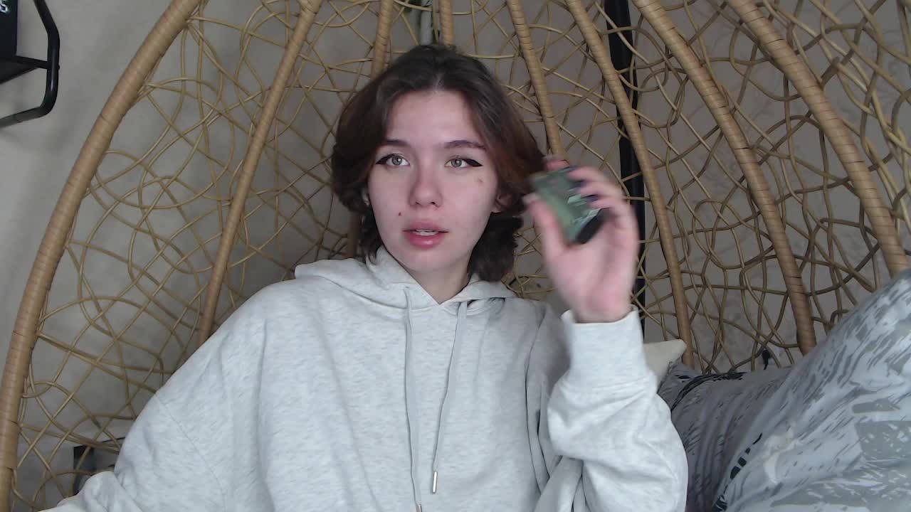 Lulu-Sun Adult Chat August 20, 2025