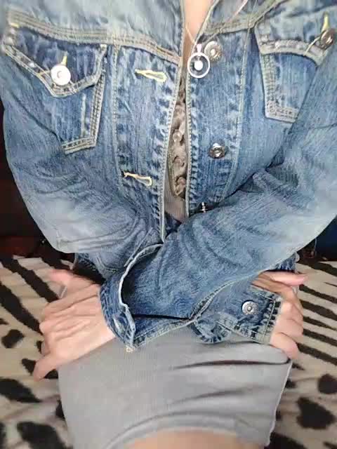 99_Sensuality_99 Adult Chat August 20, 2025