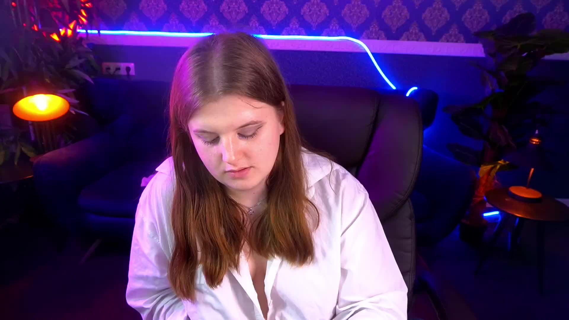 KristiMoons Adult Chat August 19, 2025