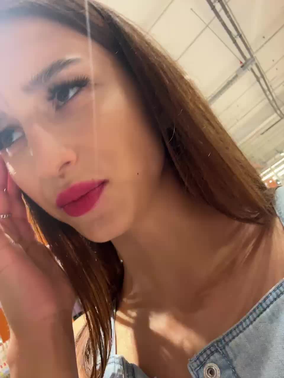 -Eva-22- Adult Chat August 20, 2025