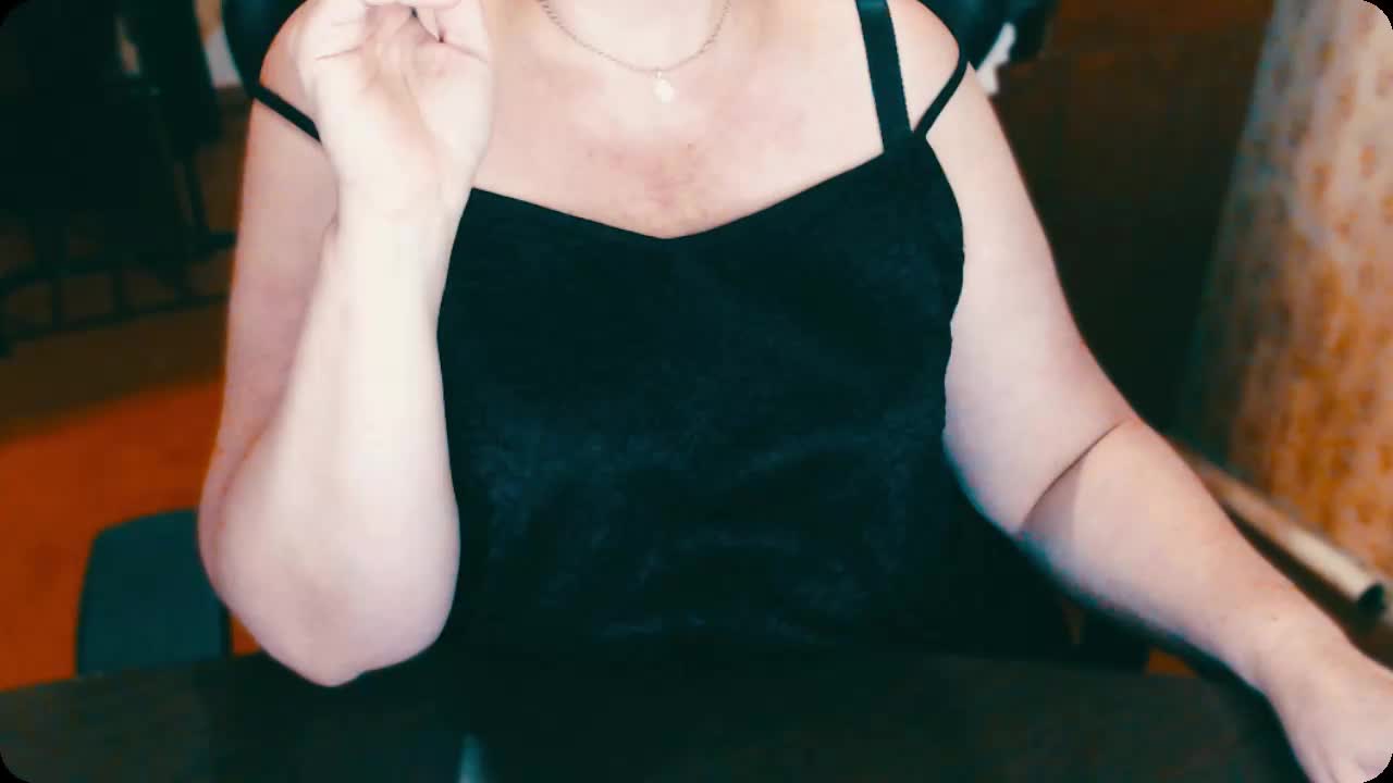 Alisa1917 Adult Chat August 20, 2025