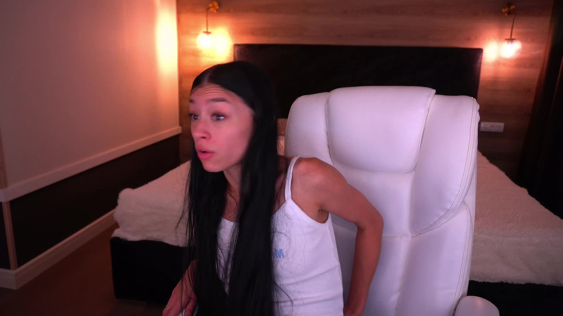 FataleNellie Adult Chat August 20, 2025