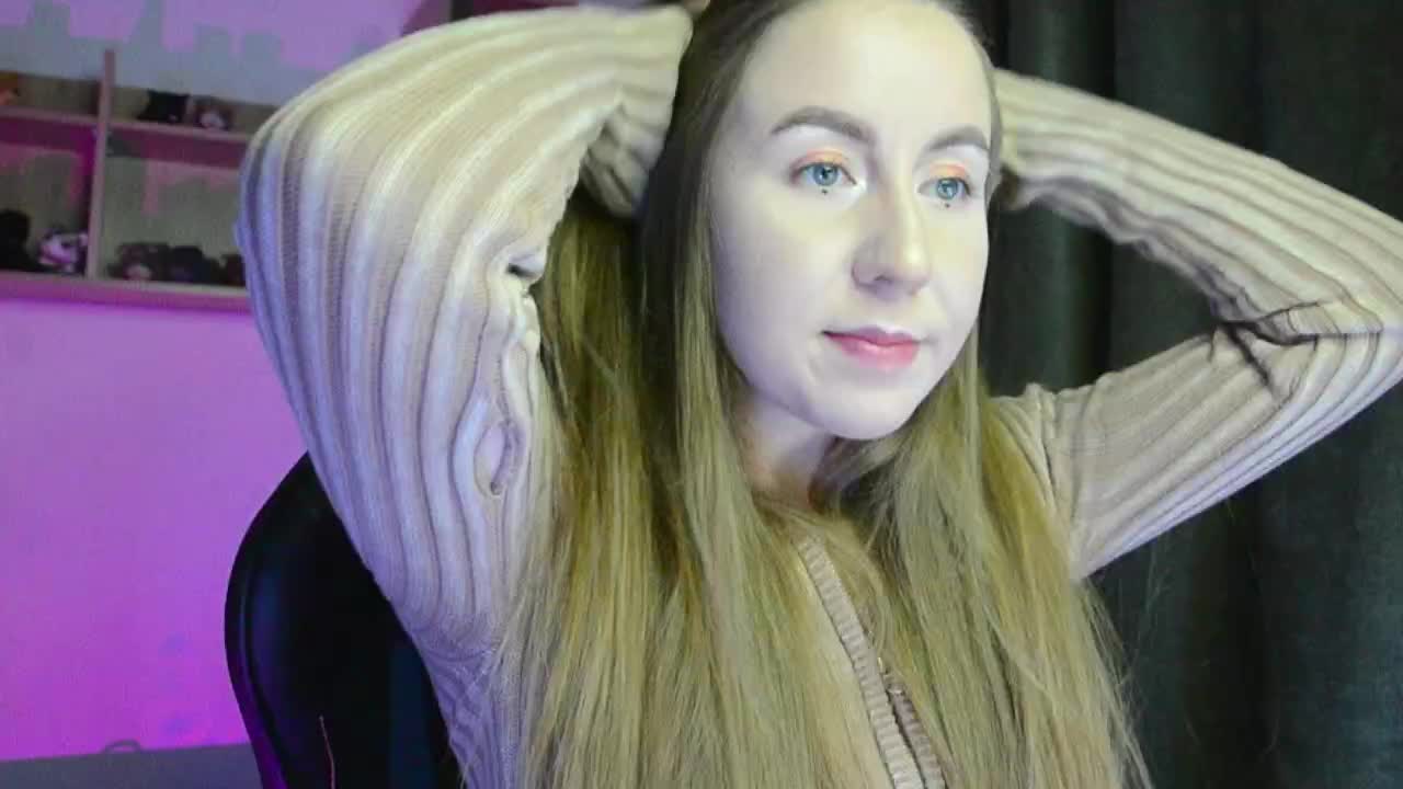 -Rii- Adult Chat August 20, 2025