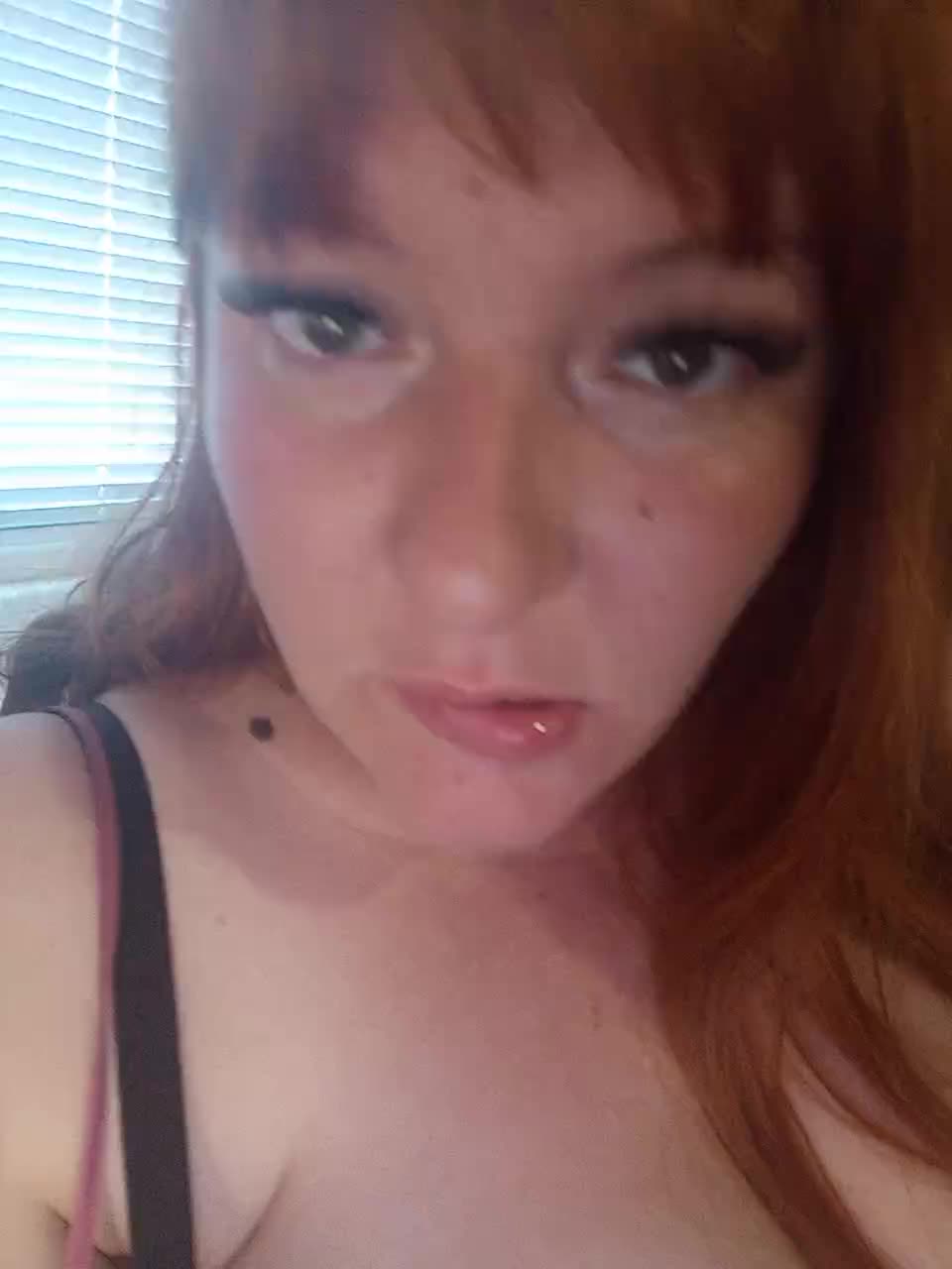 MiaLovely Adult Chat August 20, 2025