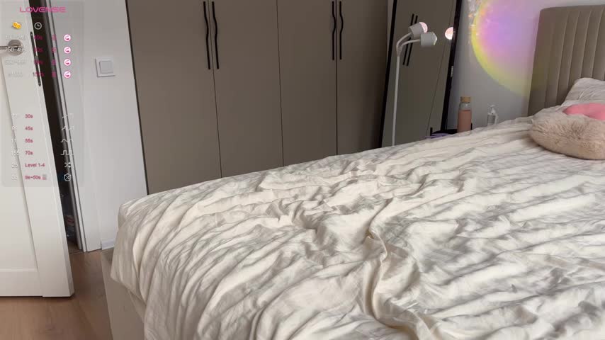 LiaVeygel Adult Chat August 20, 2025