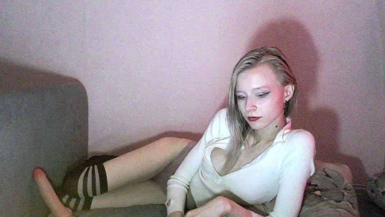 White-snow Adult Chat August 20, 2025