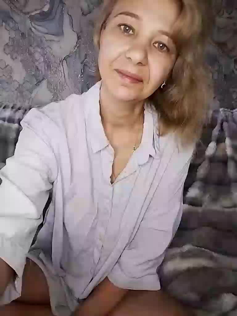 AsyaLorna Adult Chat August 20, 2025