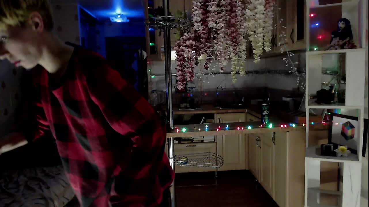 Yrriel_Autist Adult Chat August 20, 2025