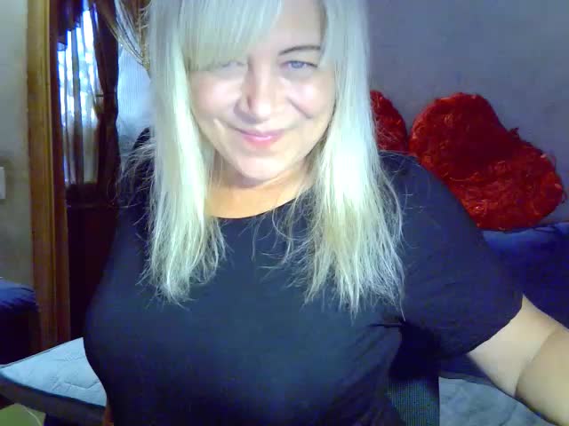 Savan35na Adult Chat August 20, 2025