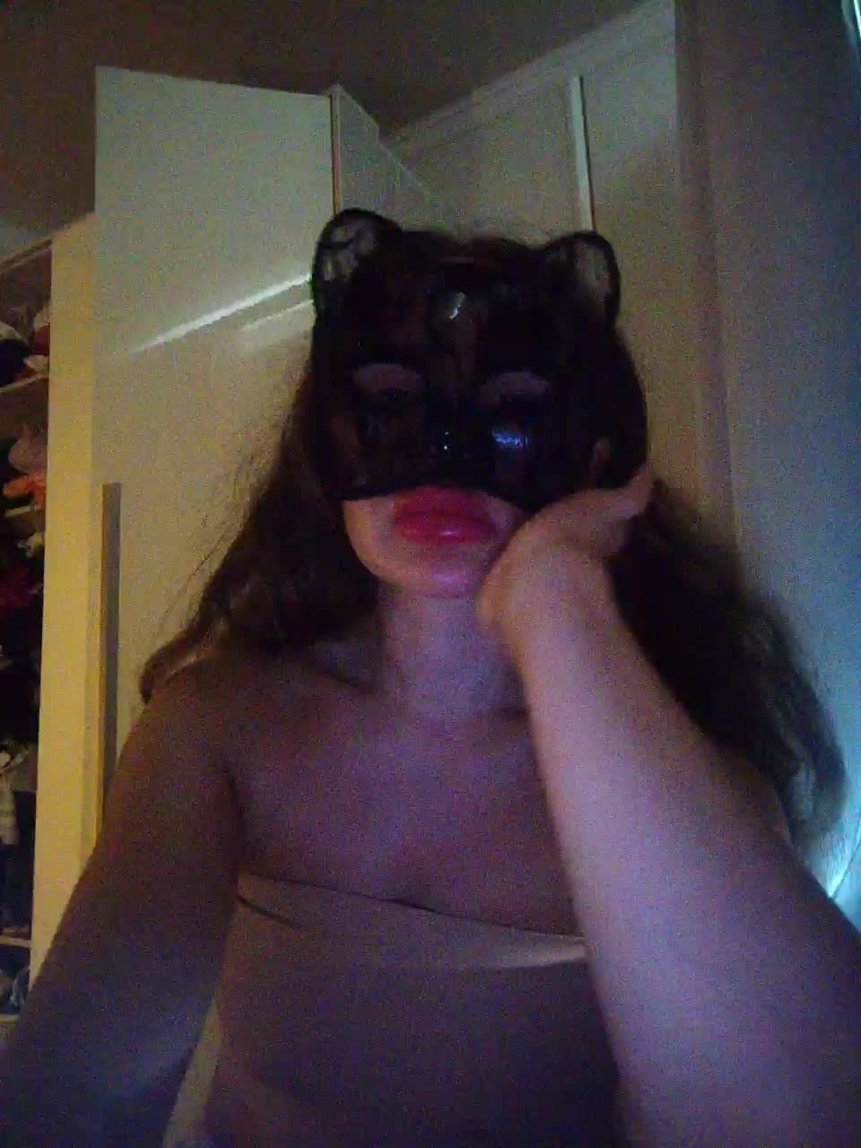 Ekaterina2221 Adult Chat August 20, 2025