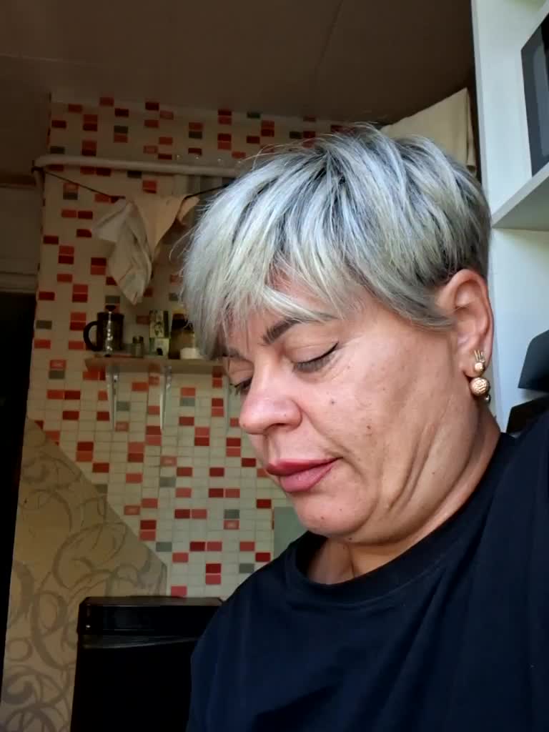 murr-kitty Adult Chat August 20, 2025