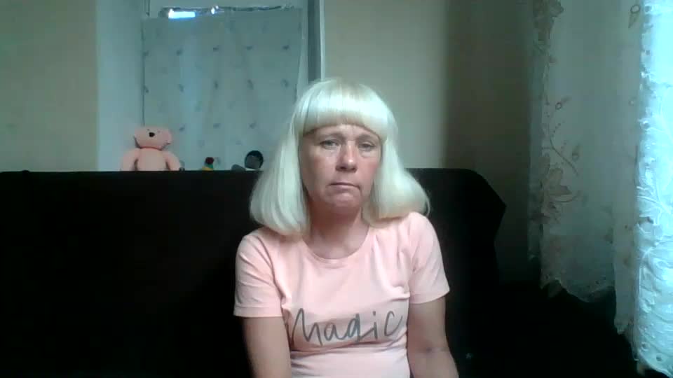 sakura_blonde Adult Chat August 20, 2025