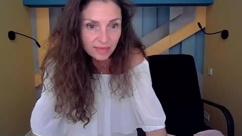 ellalongs Adult Chat August 20, 2025