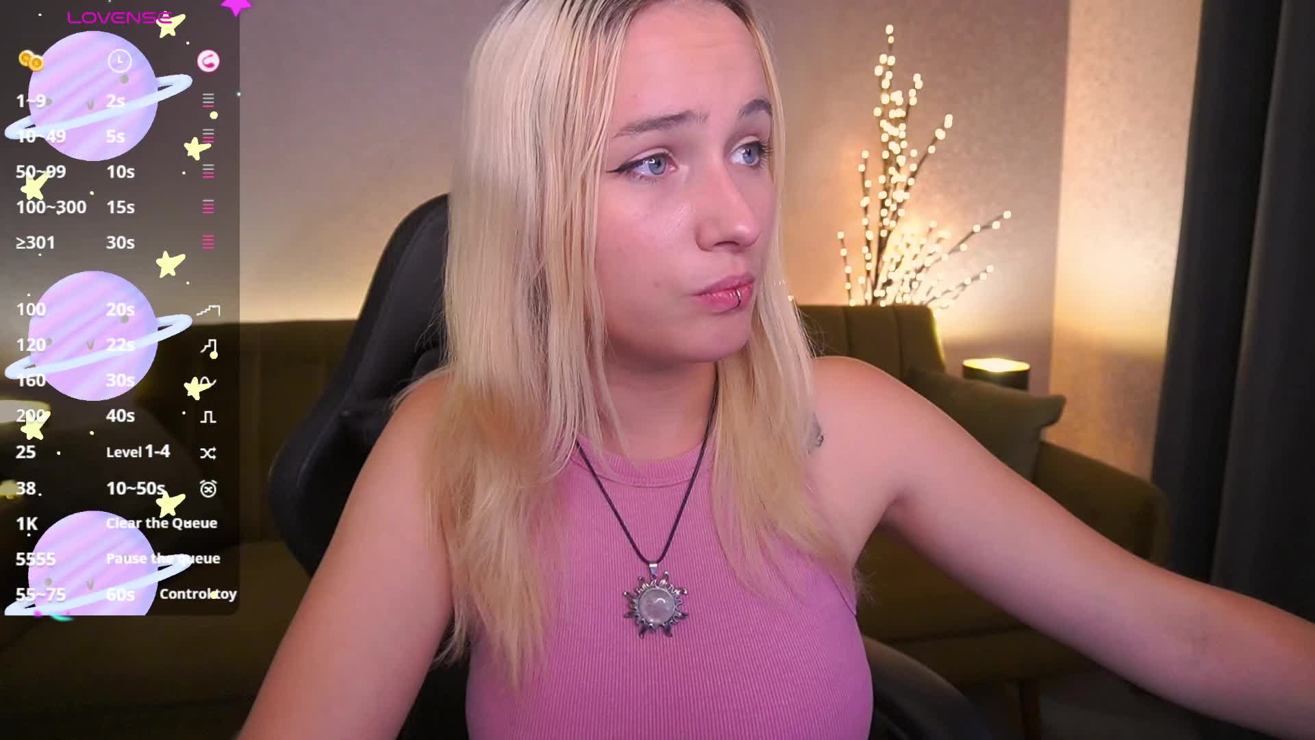 LilElfie Adult Chat August 20, 2025