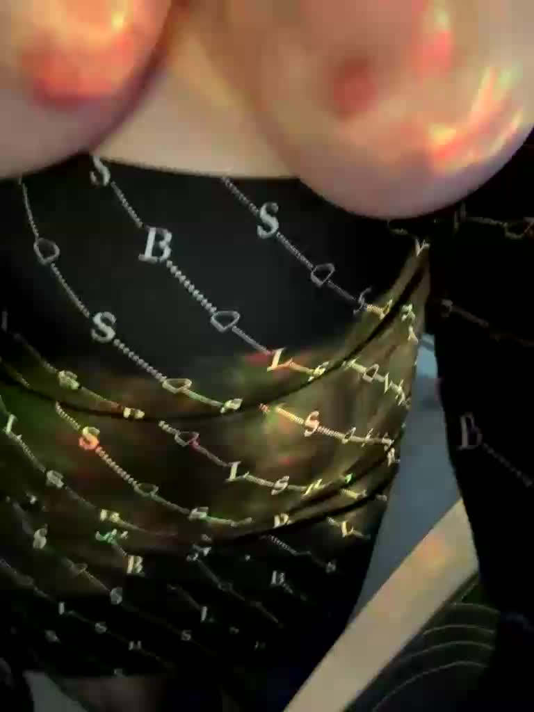 ade1ina Adult Chat August 20, 2025