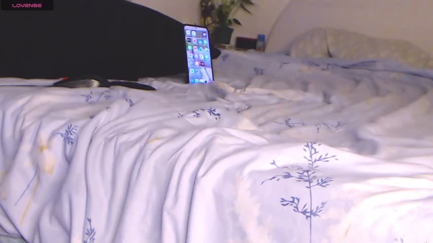 Ju-Hot Adult Chat August 20, 2025