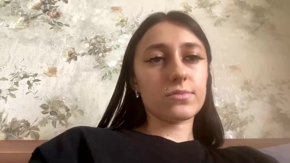 viktoria9898 Adult Chat August 20, 2025