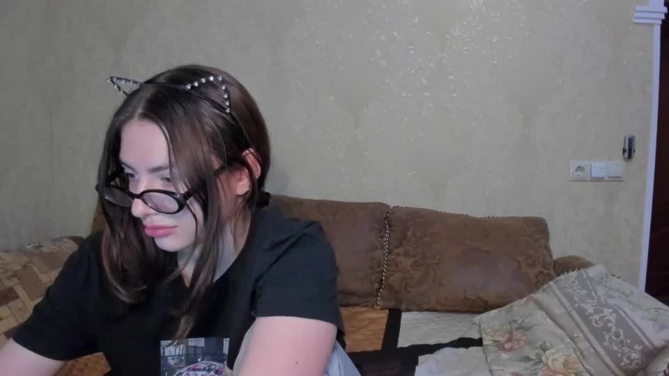 lizzi_muur Adult Chat August 20, 2025