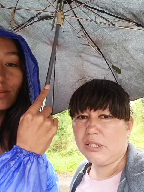 Luu-Lii77 Adult Chat August 20, 2025