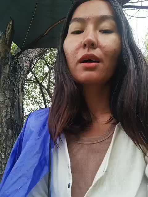 Luu-Lii77 Adult Chat August 20, 2025