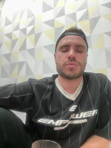 Oksiandfray Adult Chat August 20, 2025