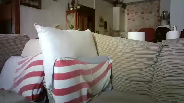 lolahueso Adult Chat August 20, 2025