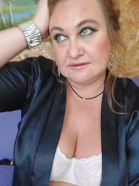 -Your_dream- Adult Chat August 20, 2025