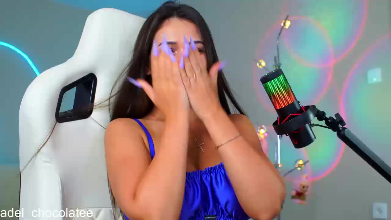 Alinka-chocolatee Adult Chat August 20, 2025