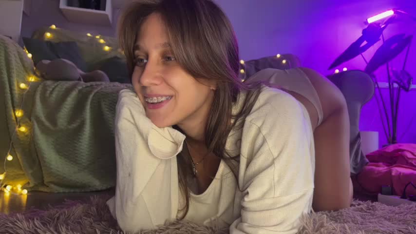 Sasha_moormeoow Adult Chat August 20, 2025