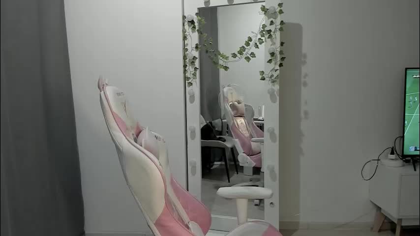 kesh_mne Adult Chat August 20, 2025