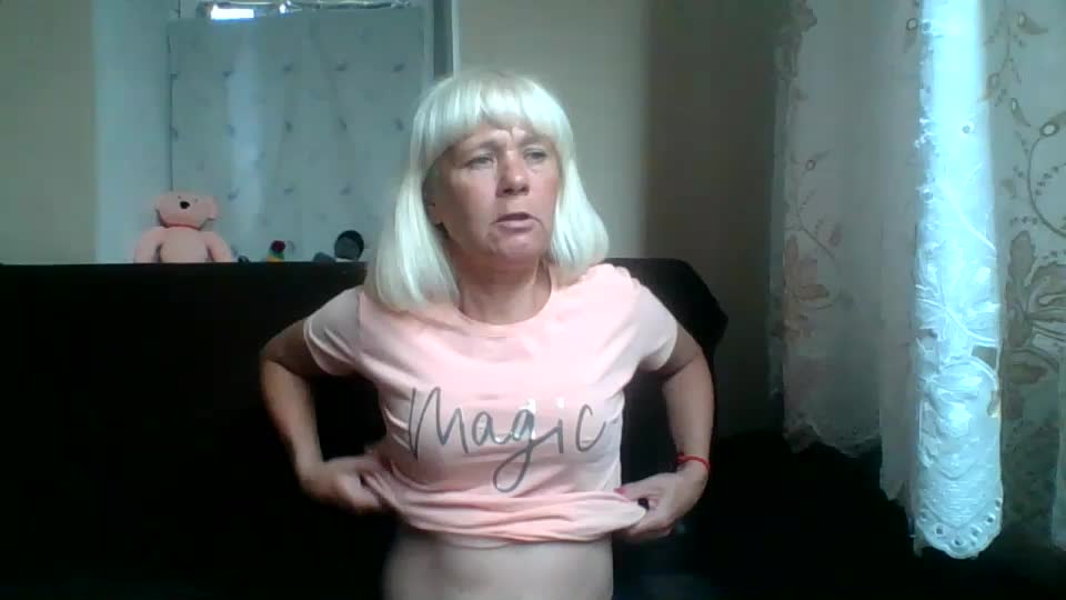 sakura_blonde Adult Chat August 20, 2025