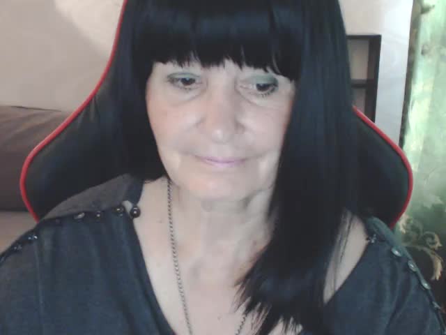 KatarinaGloss Adult Chat August 20, 2025