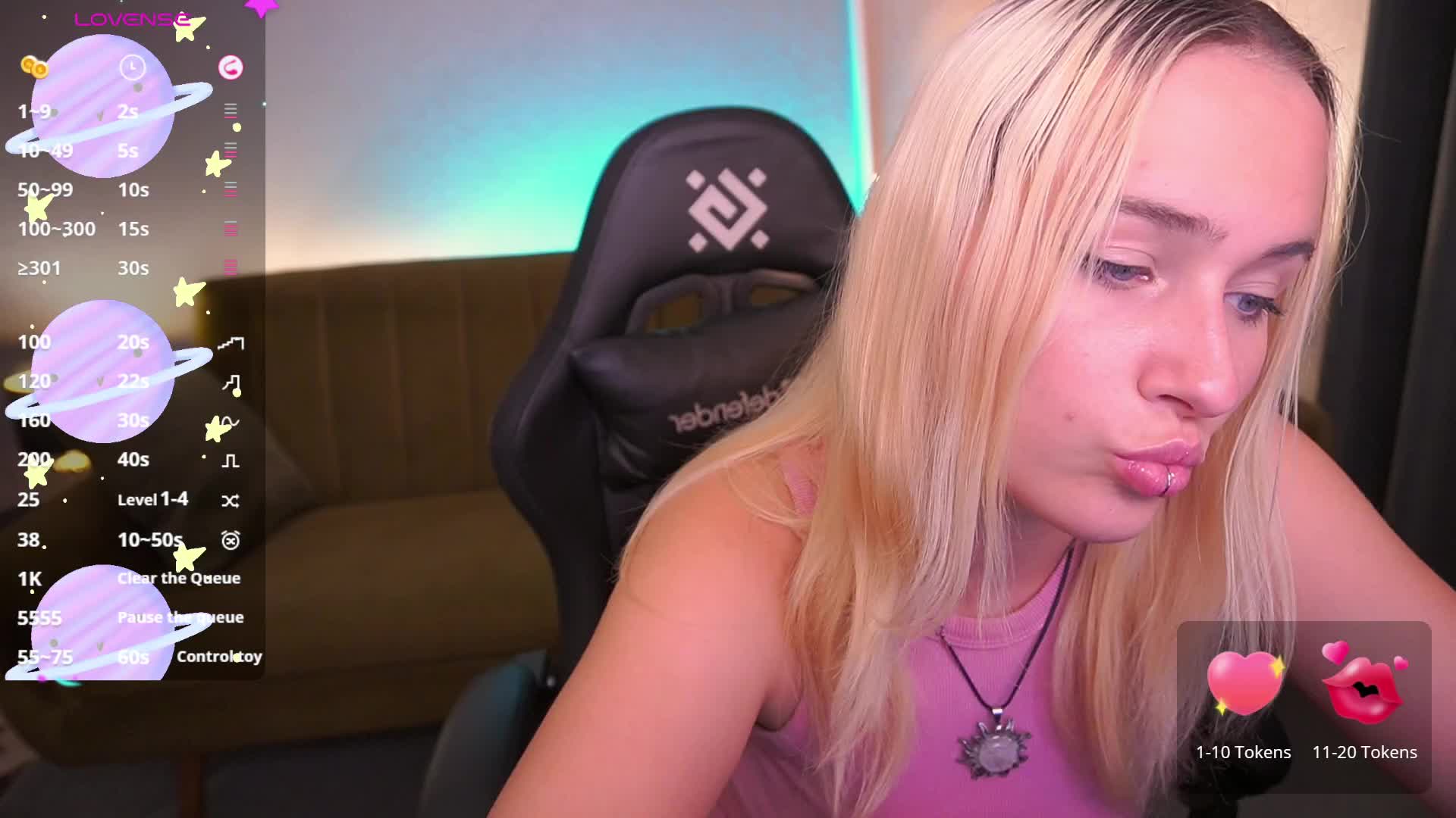 LilElfie Adult Chat August 20, 2025